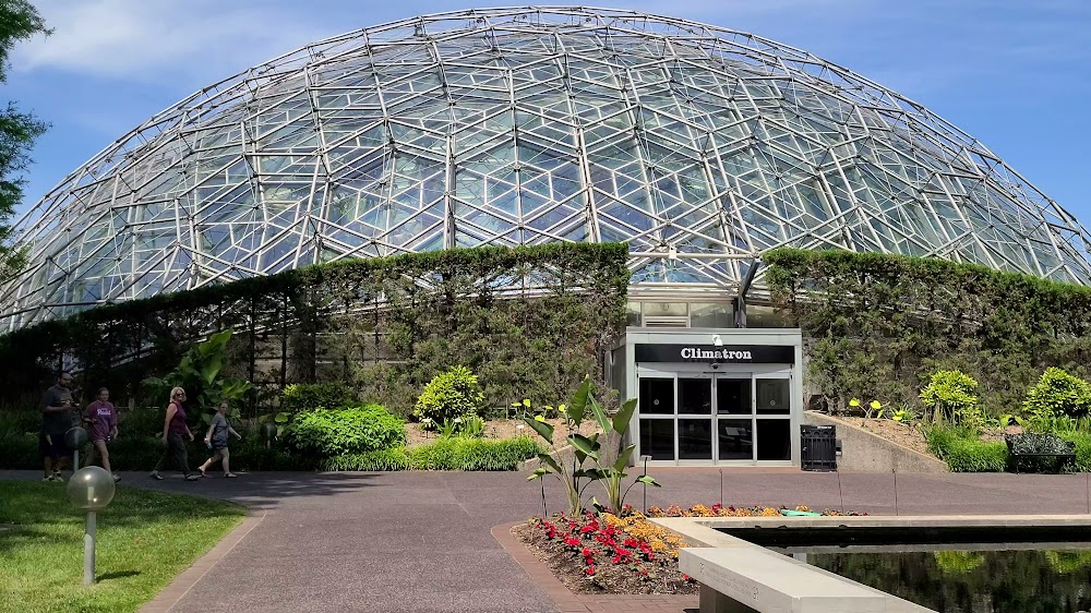 The World of Buckminster Fuller : The Climatron