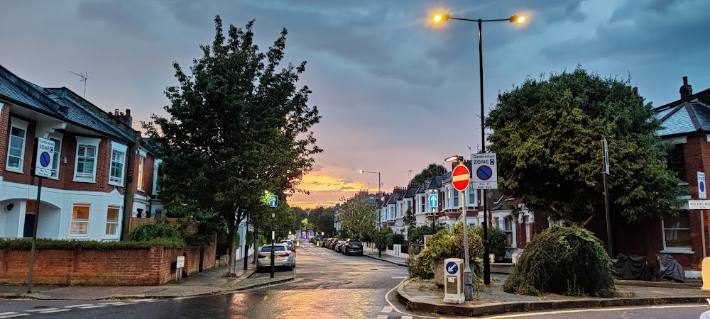 Fate Takes a Hand : West Kensington Delivery Office - exterior