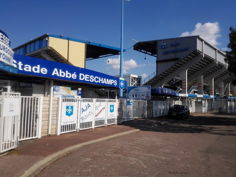 Tonnerre : soccer match Auxerre vs. Lens