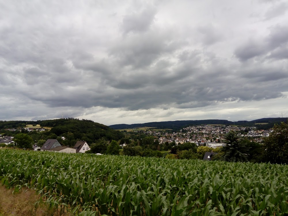 Trübe Wolken : police station