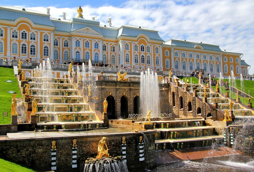 Russia, Land of the Tsars : 