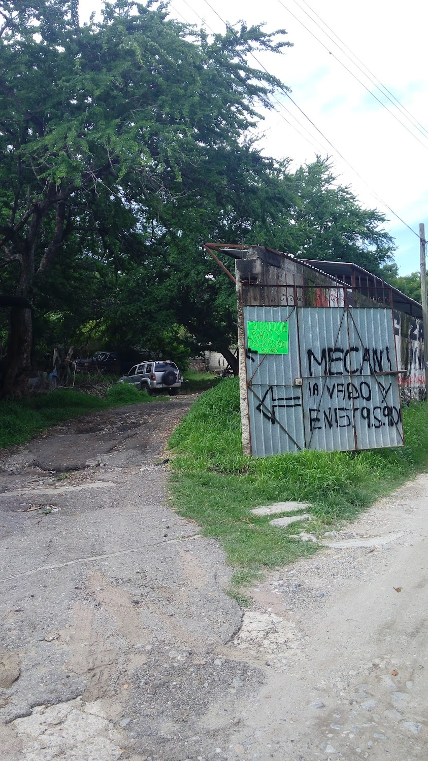 Marimar : The Santibáñez Family's Hacienda