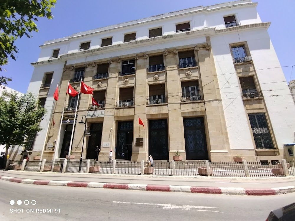 Un divan à Tunis : Ministry of Health office, at corner with Rue Lavoisier