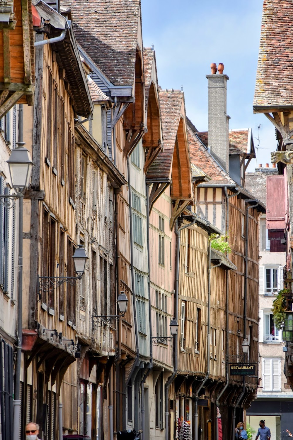 Un peuple et son roi : Saint-Antoine area in Paris