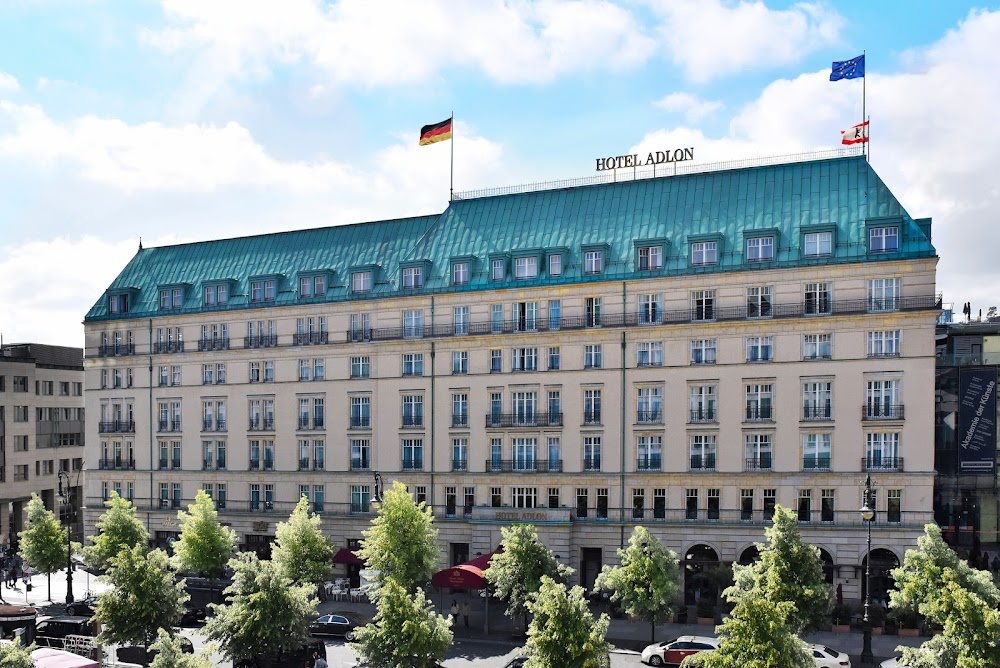 In der glanzvollen Welt des Hotel Adlon : 