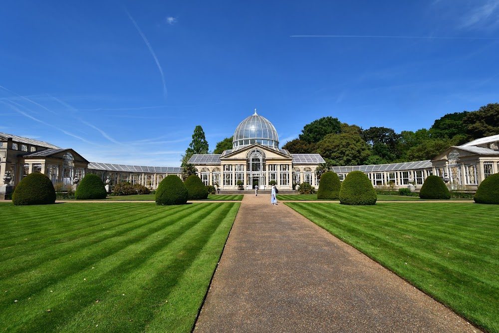 Vanity Fair : Vauxhall Gardens scenes