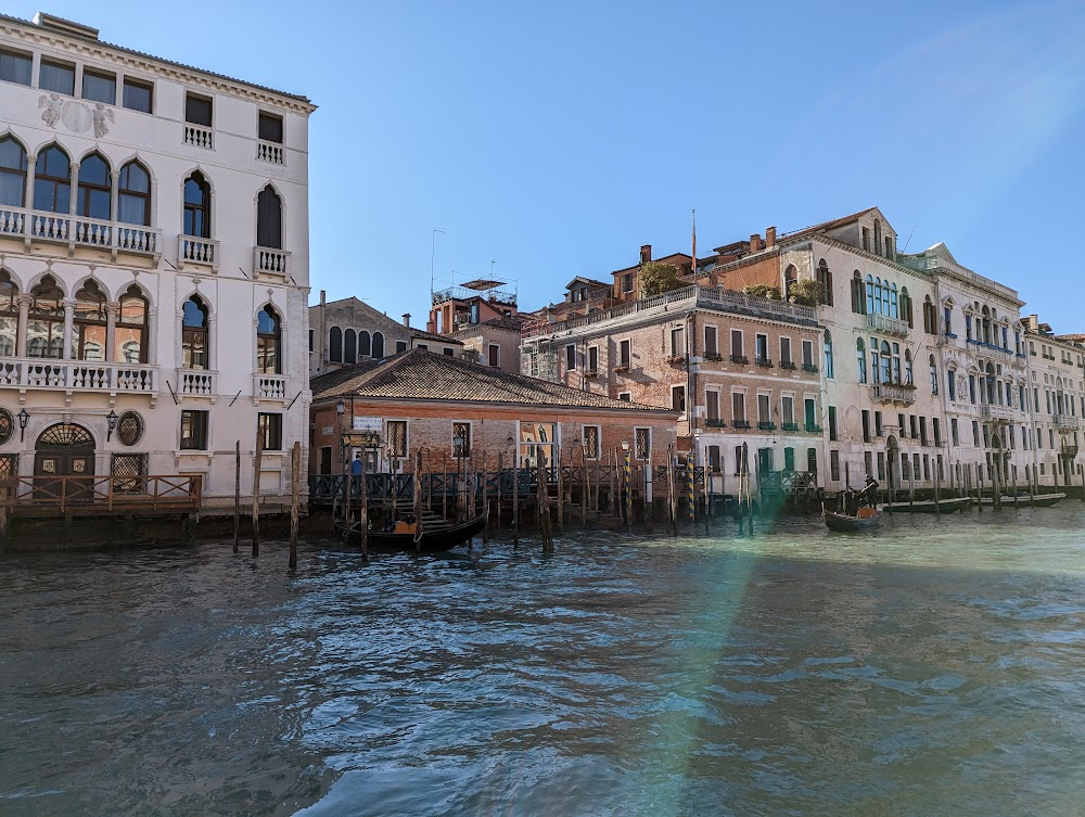 Veneciafrenia : Theater