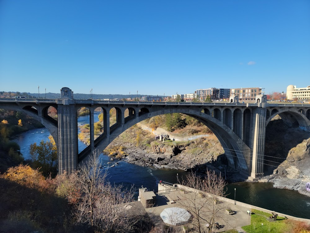 Vision Quest : Louden is seen running on this bridge while training.