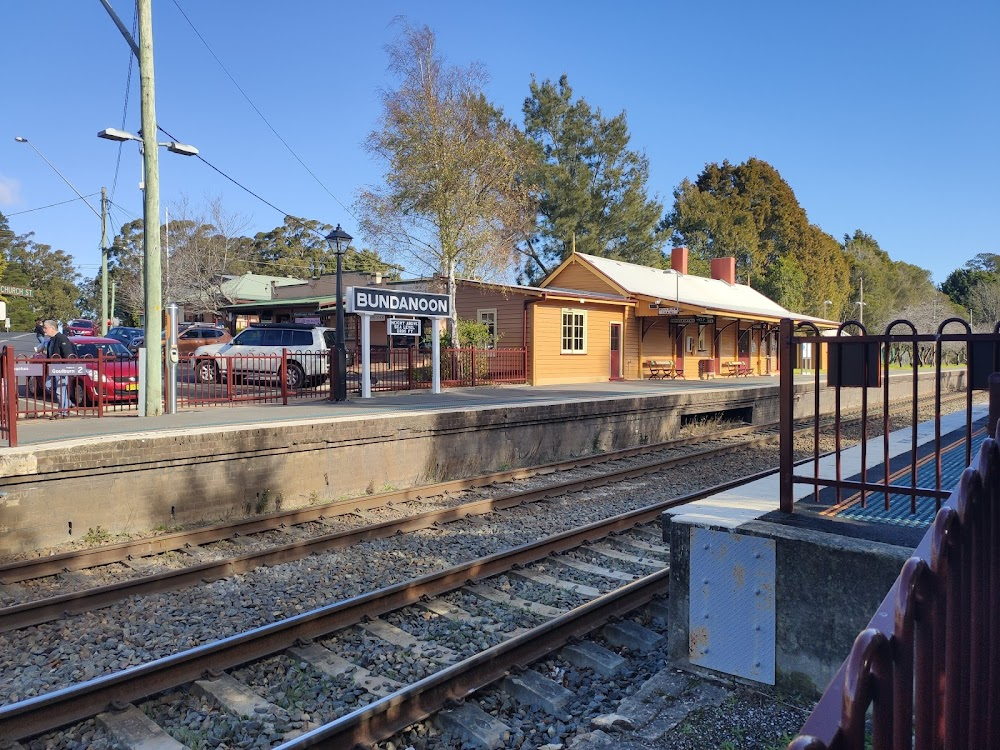 Wakefield : Lawson Falls station