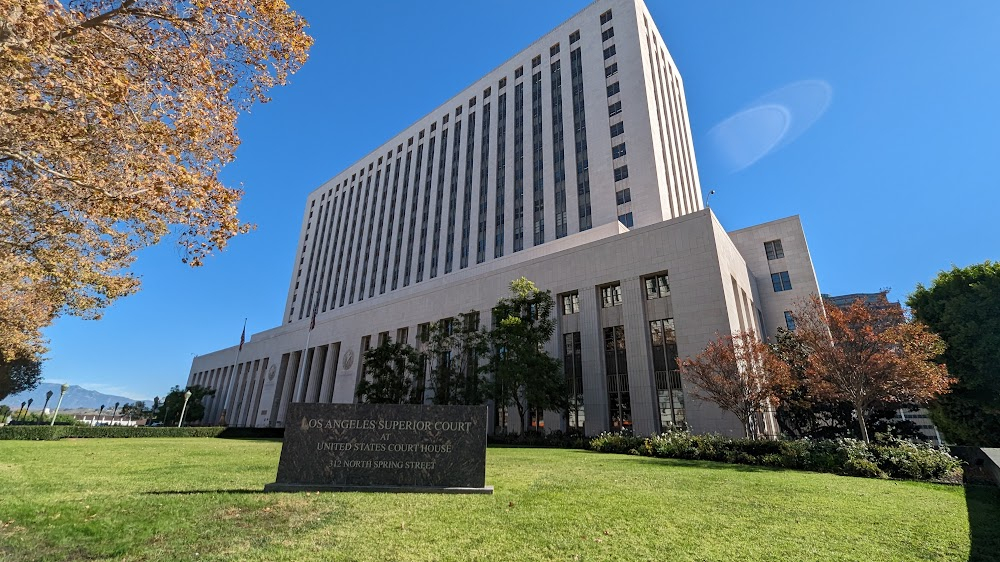 Walk a Crooked Mile : former U.S. Courthouse, used for FBI offices in Los Angeles