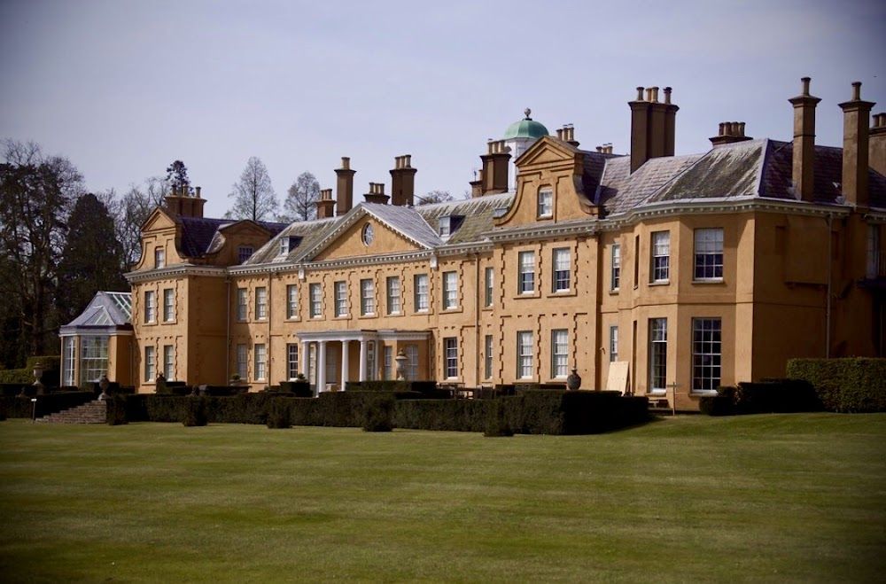 Mountains of the Moon : the Stratfield Saye estate, the home of Lord Houghton, where Richard Burton meets Isabel Arundell at a party