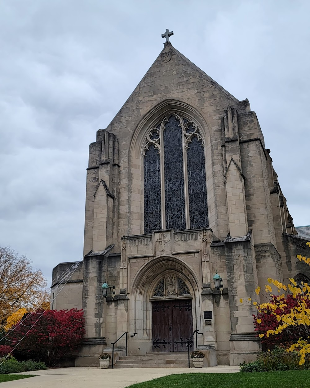 While You Were Sleeping : Church where Lucy's parents got married