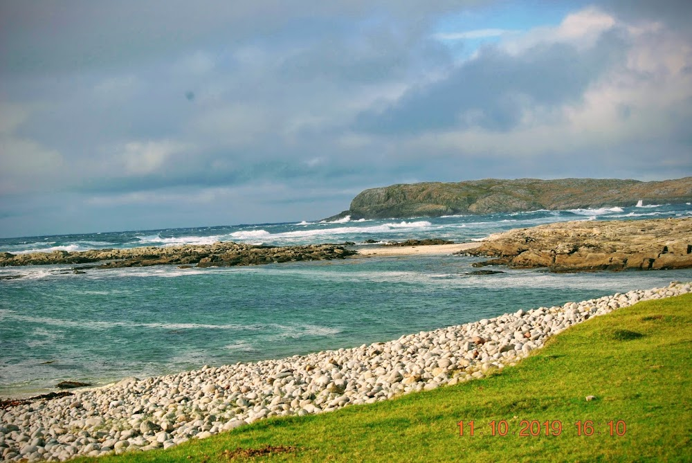 Whisky Galore! : beach scenes