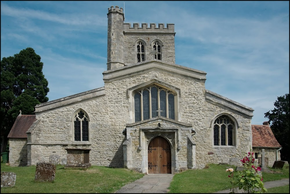 Why Didn't They Ask Evans? : the Templeton's gardener is buried here