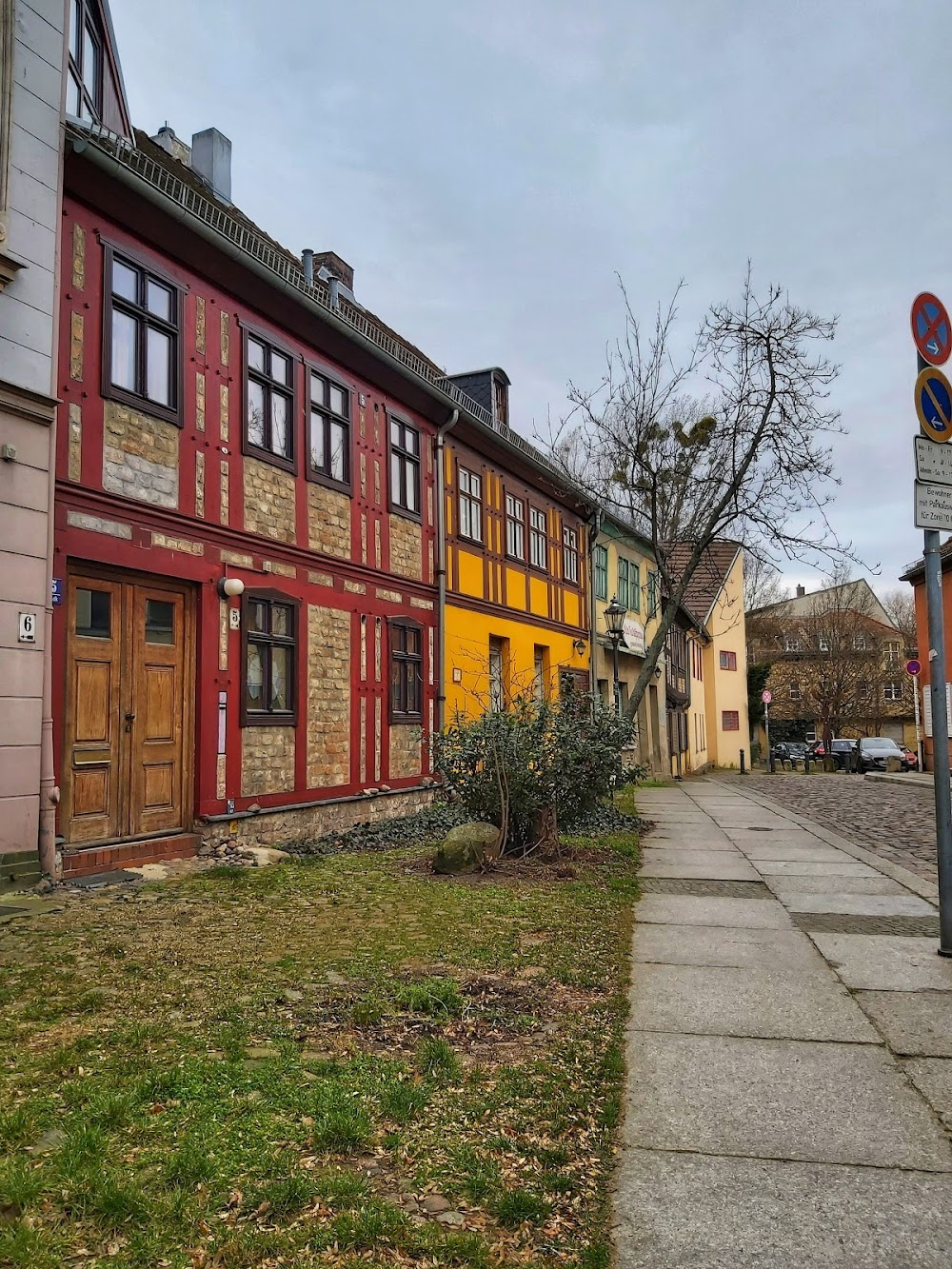 Wild Geese II : Playground where Hadad's first meeting with Stroebling