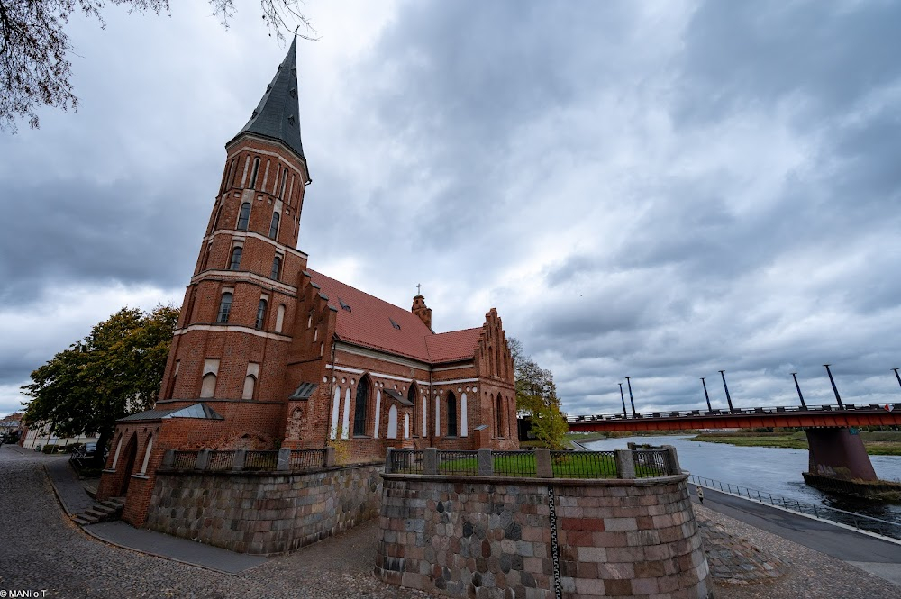 Young Wallander : The Church where the refugees resided in.