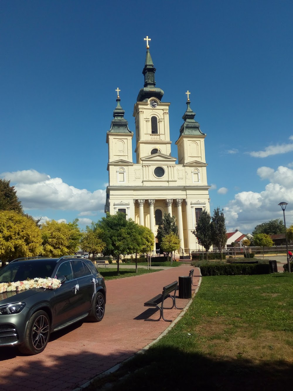 Zaljubljena Ana, gospodin zaborav i mama : 