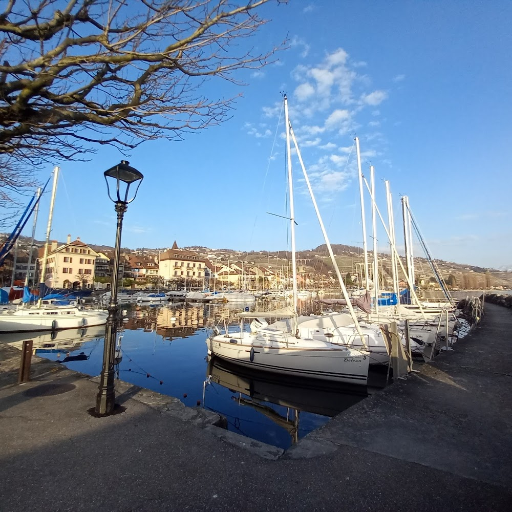 Zodiaque : Port where Eva's barge is moored